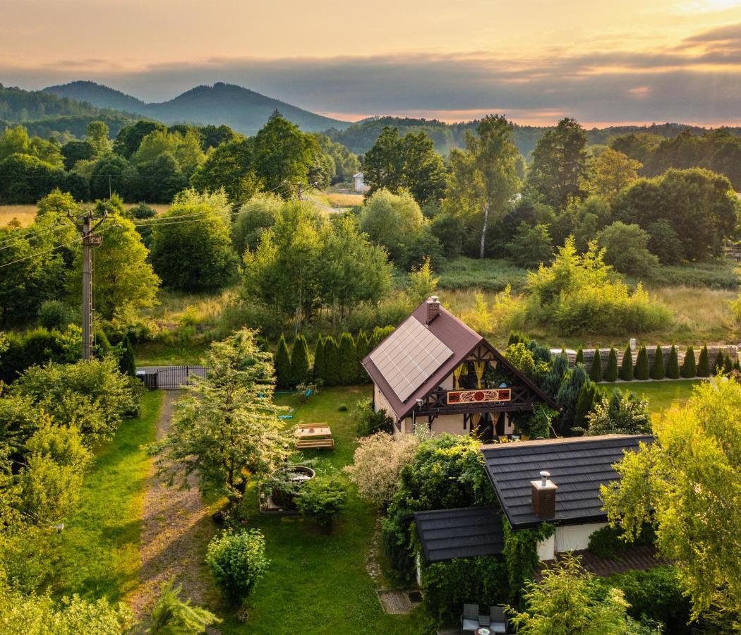 Smyrkowy Dom Z Kominkiem Z Goraca Balia Kolo Karpacza Janowice Wielkie Bagian luar foto